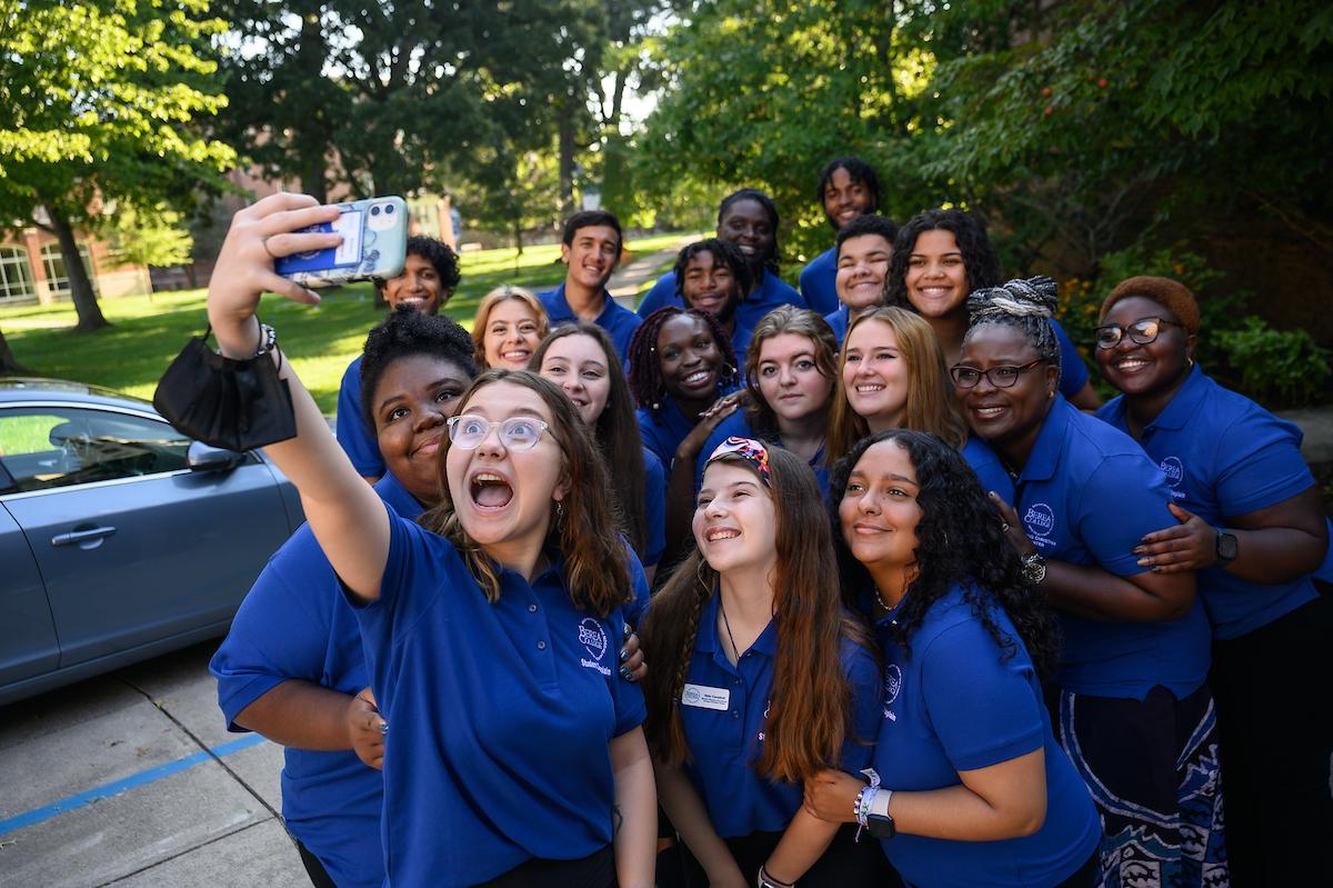 Berea College student chaplains posing for a group selfie